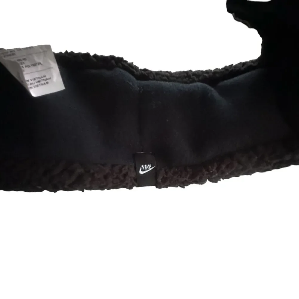 Nike this sherpa